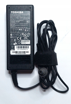 Zasilacz Toshiba 65W 5.5x2.5 Kabel PA3714U-1ACA