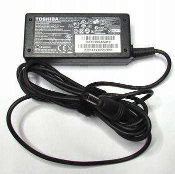 Zasilacz Toshiba 45W 5,5x2,5mm Kabel PA3822E-1AC3